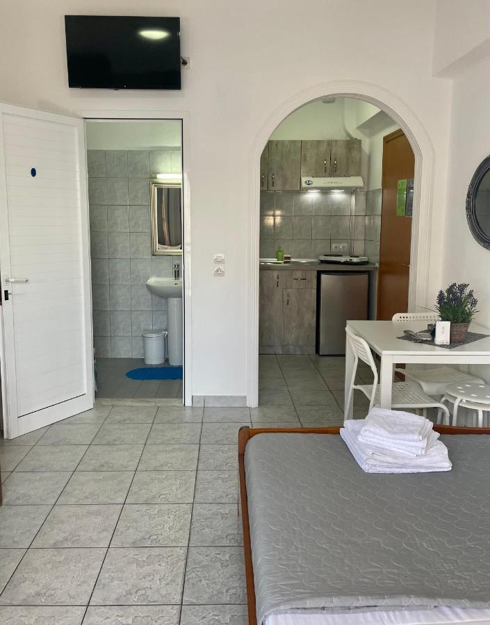 Nisel Seaside Apartment Paralia Katerinis Ngoại thất bức ảnh