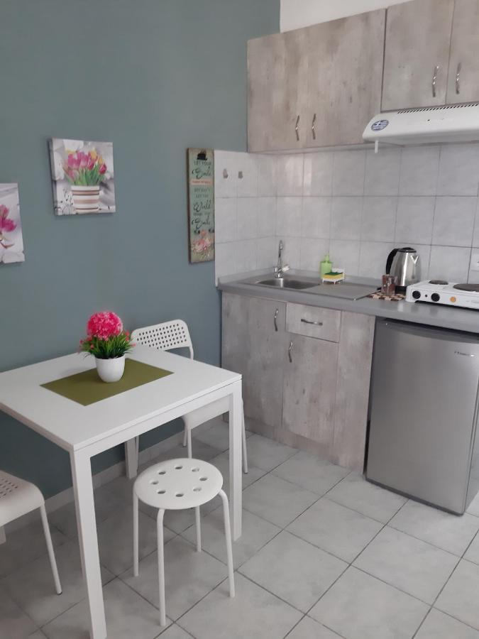 Nisel Seaside Apartment Paralia Katerinis Ngoại thất bức ảnh